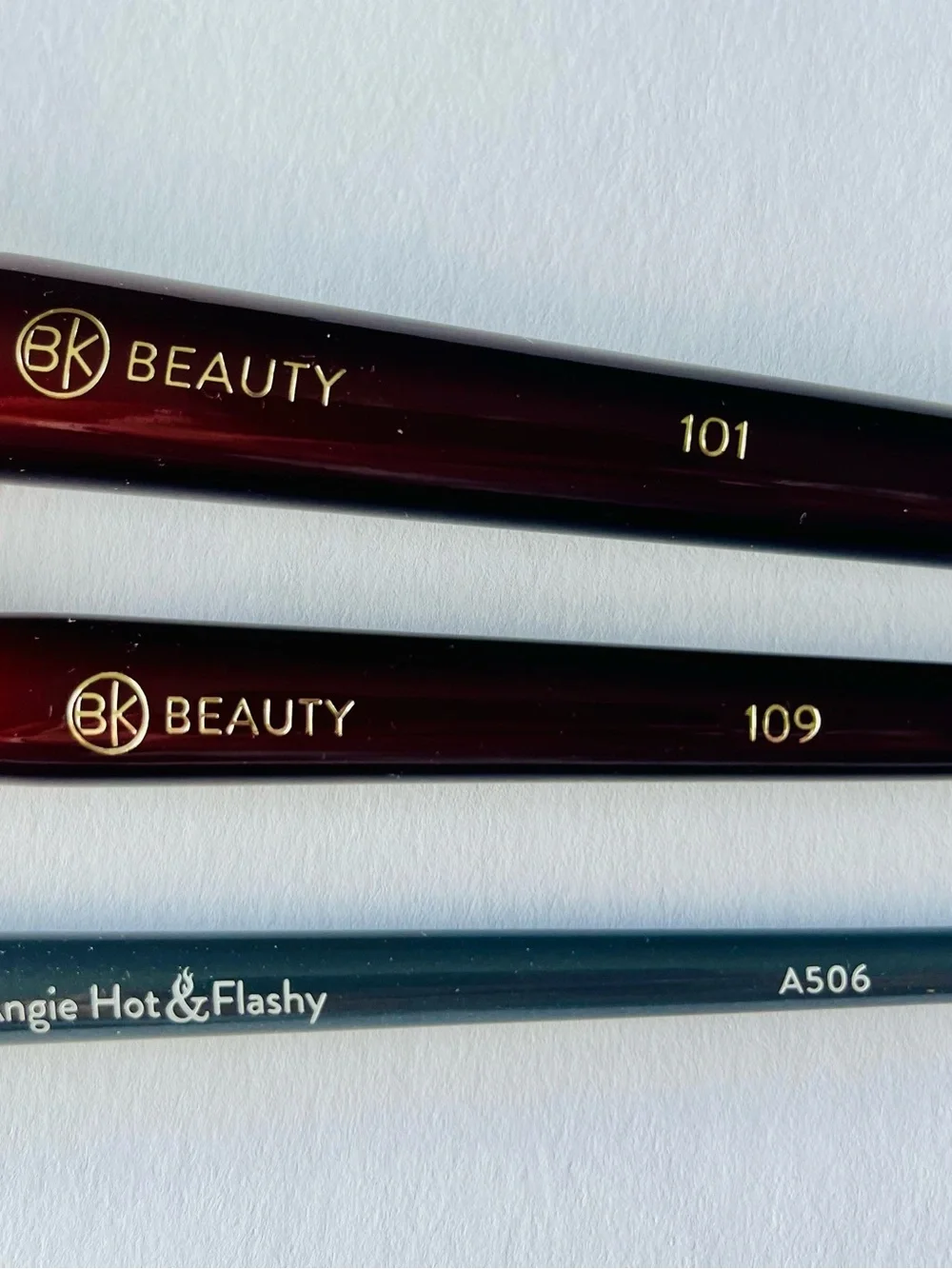 BK Beauty 101 109 + Angie Hot & Flashy A506 Brush Set Excellent Condition Auth